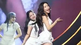 [4K] 240602 솔라 [COLOURS] 콘서트 'Honey Honey' 'HONEY BEE' 직캠 MAMAMOO SOLAR FANCAM