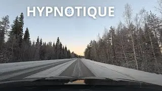 Cette route en Laponie est hypnotisante