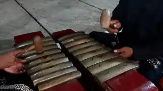 Teknik saron imbal playon sanga dan manyura yogyakarta