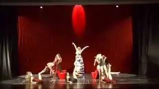 Fly - Burlesque Be Italian
