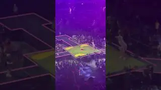 Great throw at Dude perfect tour! #trickshots #battle #tour #pandamonium #dudeperfect #indianapolis