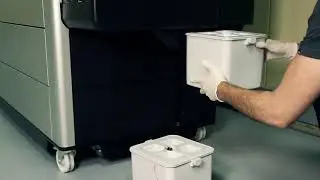 Replacing the Cleaning Container on the HP PageWide XL Printer Series