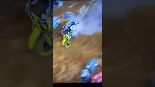 Ken Roczen loses his rear shock! Bad crash! #supercross #2024 #nashville