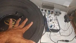 testando a potência desse amplificador caseiro em um falante de 1800w