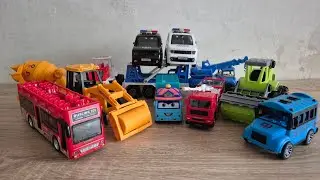 Mini toys playing with each other