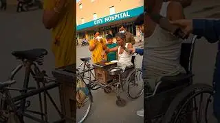 what 😲 hospital k samny One Hand Desi Roti Maker 😲 | Wheelchair Bicycle Jugaar