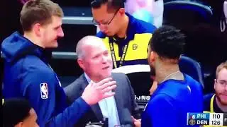 Nikola Jokić left hanging by Wilson Chandler