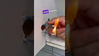 Como consertar portas 🚪 de arm&aacute;rio ou guarda-roupa 😱 #truques #casa #moveis #shorts