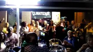 O ANDAR MIUDIÑO / POUSA POUSA - EL PATIO (TITO CASTRO Y DIEGO ROMERO)