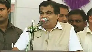 Union Minister Nitin Gadkari assures distressed farmers of support