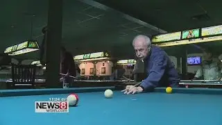 'New York Larry' Gendler lights up Southington pool hall