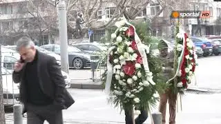 Футболният елит плаче, взе си сбогом с големия Иван Вуцов