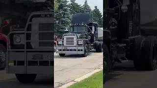 Convoy #convoy #hollywood #movies #rubberduck #macktrucks #fyp #truck #shorts #shortsvideo