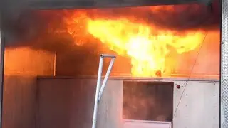 First-Year Students Learn Kitchen Fire Safety