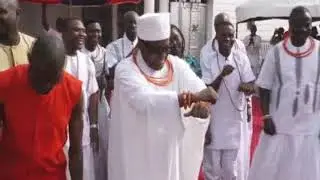 Oba of Benin Dancing Shaky Shaku