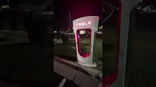 I See The Pain Of Ford & Rivian Owners At Superchargers #shorts #tesla #supercharger #Rivian #ford