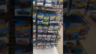 Hot wheels hunting in Australia 🇦🇺 never seen so many hot wheels in one store🤯