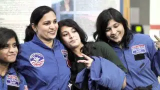 Space Camp 2011: Enjoying Teamwork