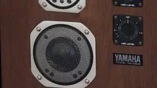Luxman L-30 Integrated Amplifier - Yamaha NS-690 iii Speakers