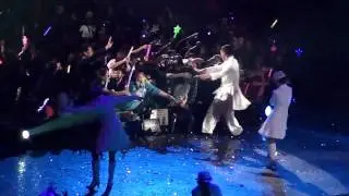 劉德華unforgottable 演唱會 on 2010年除夕,快歌 part