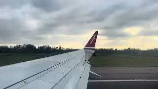 Air Norwegian Boeing 737 Max Takes Off from London-Gatwick LGW/EGKK