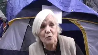 OWS Day 53: East Villagers Knit to Support Protesters