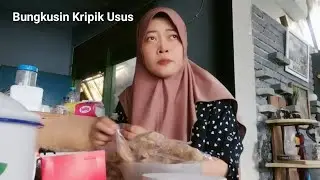 Cari Cuwan Walaupun Dua Ribuan.!  Tetap Semangat Bungkusin Kripik Usus #jangkauanluas #pahitrasa