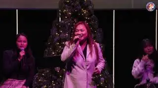 New Year Eve// Solo: Martha Cung        