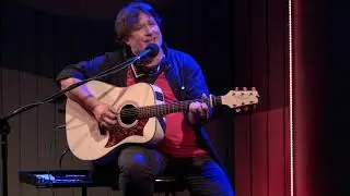 Kamil Badzioch - koncert z cyklu Muzyczne Wędrówki Łosia i Basiora w Radiu Gdańsk