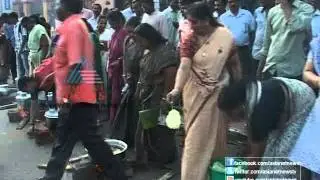 LPG price: CPM protest by wayside cooking