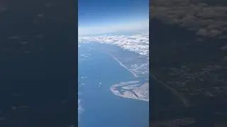 Seaview on the flight 🇰🇼#travel #flyaways #flydaily #enjoyflying #happyflying #skytravels