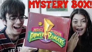 UNBOXING A MIGHTY MORPHIN POWER RANGERS MYSTERY BOX! *worth it*