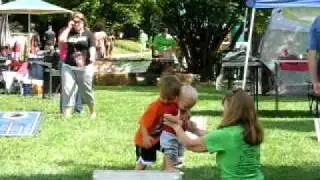 Little kid dancing at Knollfest
