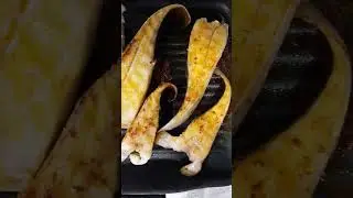 extra spicy grilled sting ray #shorts #food #exotic #spicy #asmr #satisfying sound