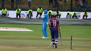 Gulashan Jha batting against India in Asia Cup ODI | Gulshan Jha hitting four