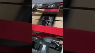 Look this Leading edge paper feeding fully automatic nailing all-in-one machine!