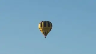 Mavic 3 - Zoom on a Balloon