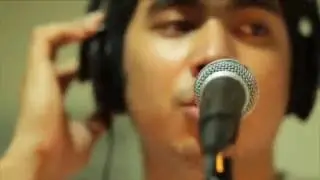 The Bloomfields - Please Come Home For Christmas