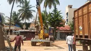 (For cranes contact:7899690416) Vishnuvardhan statue shifted by hydra of FED-EL CRANES in yemalur