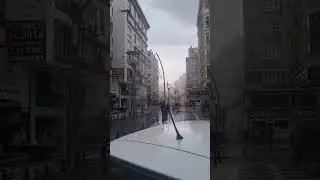 Bystanders run for their lives as building collapses in Sanliurfa, Turkey