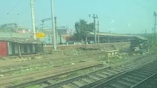Bhubaneswar-Howrah Janashatabdi Express entering Howrah station