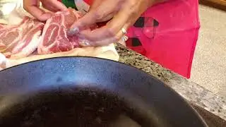 TRIMMING FAT TO RENDER (melt) USING KITCHEN SHEARS