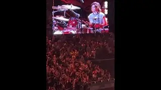 Foo Fighters with Shane Hawkins - I&rsquo;ll stick around - Taylor Hawkins tribute - LA