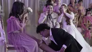 (Pao & Lhea Wedding) Garter removal