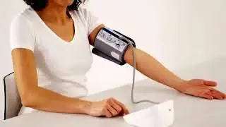 OMRON Healthcare Europe   M6 Comfort   Blood Pressure Monitor