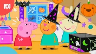 Making a spooky clubhouse for Halloween 🎃| Peppa Pig | ABC Kids