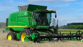 Wintergerst combinen met John Deere T560i  Wieringa & Buitenkamp.