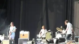 TAME IMPALA (live Benicassim Festival - FIB) (16-7-2011)