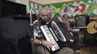 Kilmood Music Club { George Johnston / Somewhere Over The Rainbow }