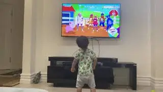 Play in front of tv